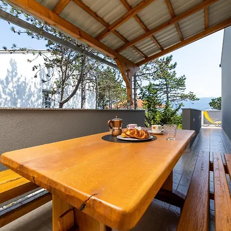 Lapepa Apartmán *