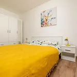 Lapepa Appartement *