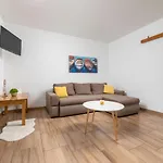 Lapepa Appartement *