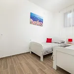 Lapepa Appartement *